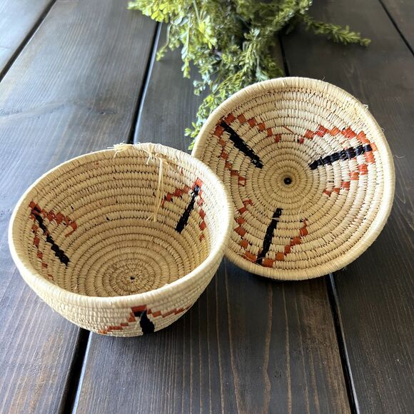 Coiled Woven Kindness Basket with Pointed Lid African Handmade Multicolor NWOT - Picture 4 of 10